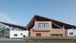 Guangcang People Hub Center / Shanghai Urban Architectural Design