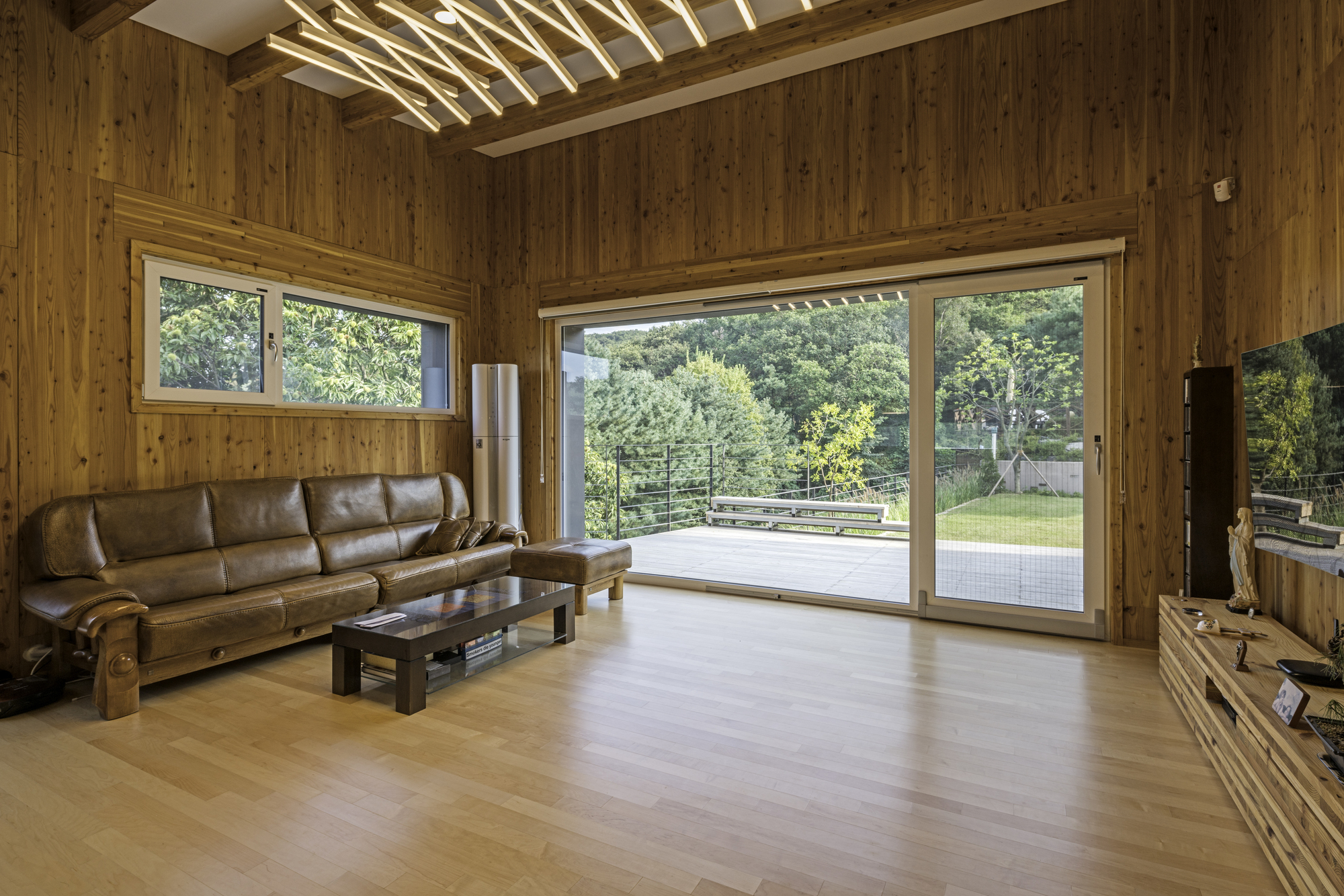 Gallery of The CLT House / KAWA DESIGN GROUP Architecture 4