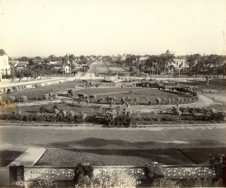 Memories of El Prado: Architecture and Urbanism in Barranquilla 1920 - 1960 - Image 2 of 4