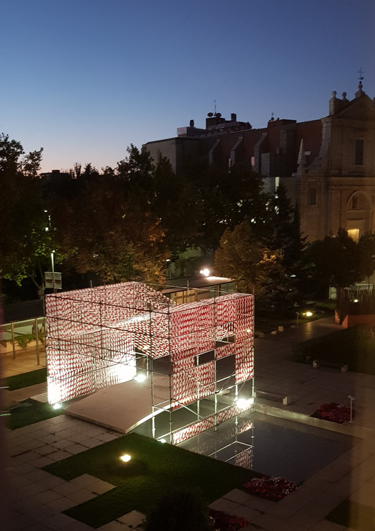 Scaffolding installations explore ephemeral architecture in Spain - Image 11 of 14