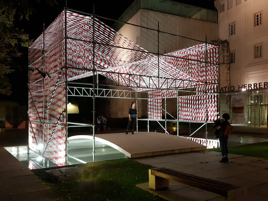 Scaffolding installations explore ephemeral architecture in Spain - Image 4 of 14