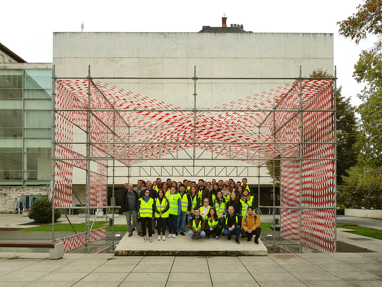 Scaffolding installations explore ephemeral architecture in Spain - Imagen 7 de 4