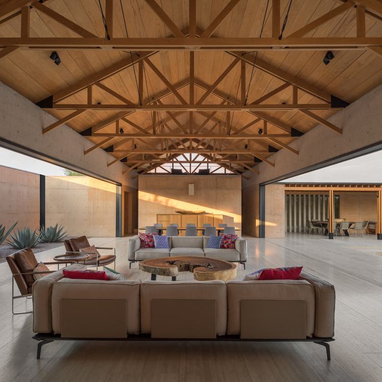 © LGM Studio - Luis Gallardo