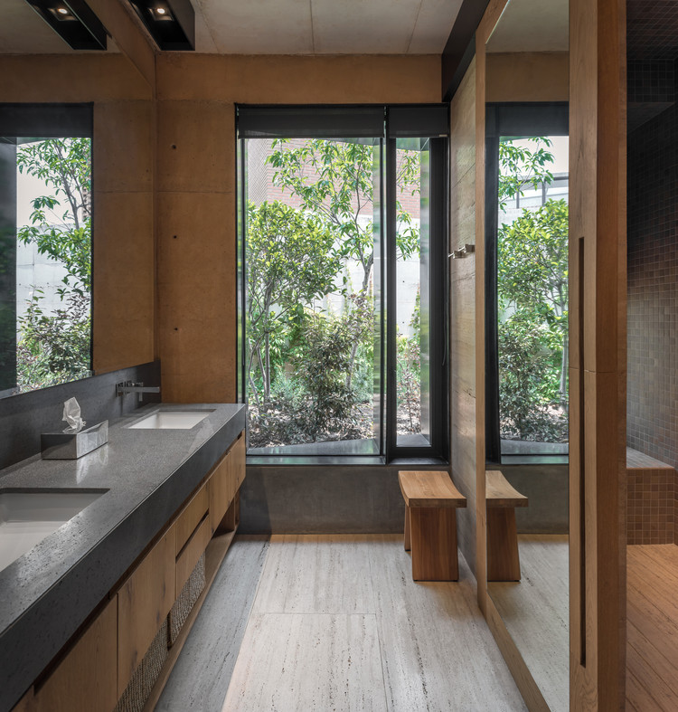 © LGM Studio - Luis Gallardo