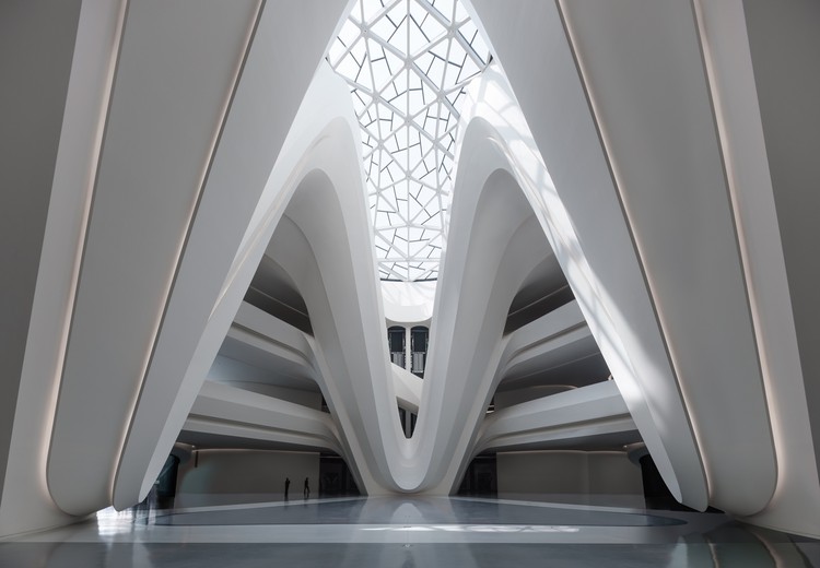 Changsha Meixihu International Culture and Art Centre / Zaha Hadid Architects - Steel