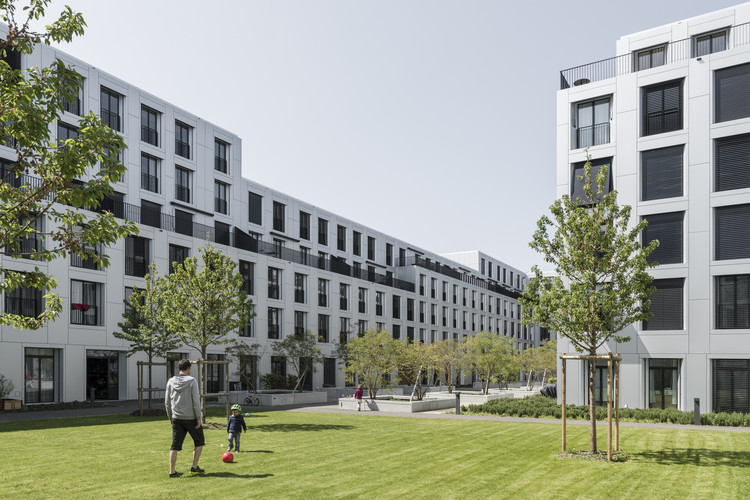 “sue&til” – New City of Wood Housing / ARGE suetil + weberbrunner architekten ag + Soppelsa Architekten, © Beat Bühler