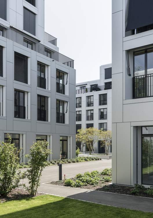 “sue&til” – New City of Wood Housing / ARGE suetil + weberbrunner architekten ag + Soppelsa Architekten “sue&til” – New City of Wood Housing / ARGE suetil + weberbrunner architekten ag + Soppelsa Architekten - Exterior Photography, Windows, Facade