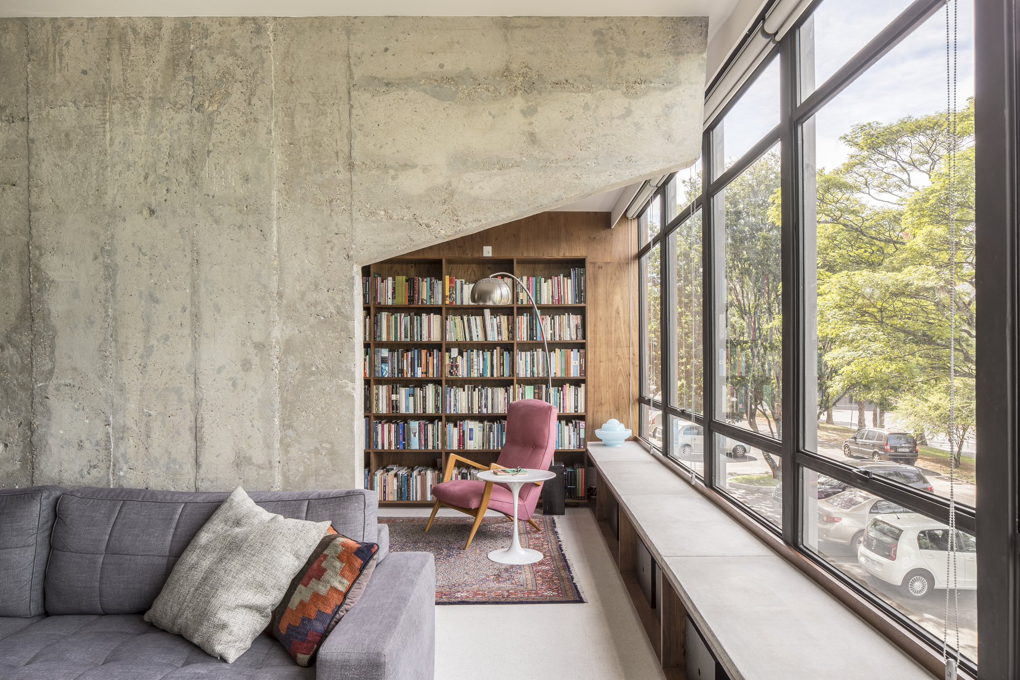 画廊 巴西利亚公寓3-0-8,多元素融合之家 / Debaixo do Bloco Arquitetura - 2