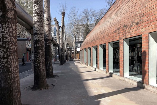 北京某书店设计 / 三文建筑/何崴工作室