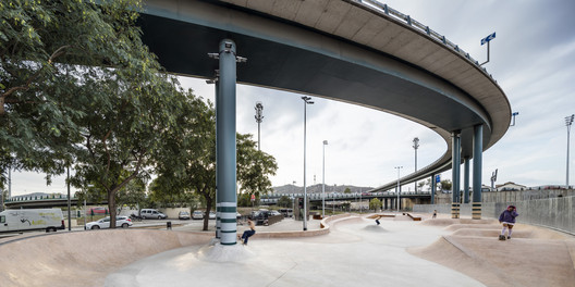 Architecture and Public Spaces: 11 Skate Parks Around the World Architecture and Public Spaces: 11 Skate Parks Around the World - Image 4 of 12