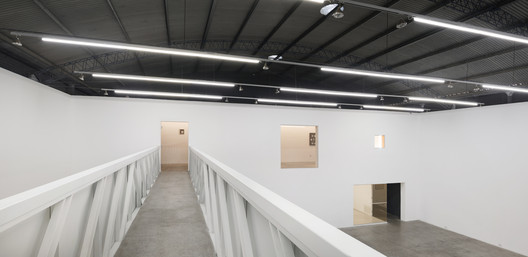 El Gran Vidrio Gallery Renovation / MMBB Arquitetos + Ben-Avid El Gran Vidrio Gallery Renovation / MMBB Arquitetos + Ben-Avid - Image 13 of 56