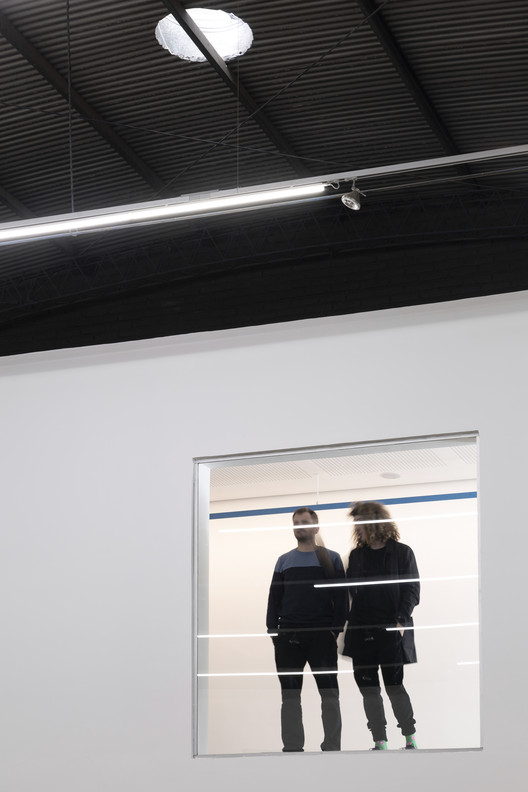 El Gran Vidrio Gallery Renovation / MMBB Arquitetos + Ben-Avid El Gran Vidrio Gallery Renovation / MMBB Arquitetos + Ben-Avid - Image 18 of 56