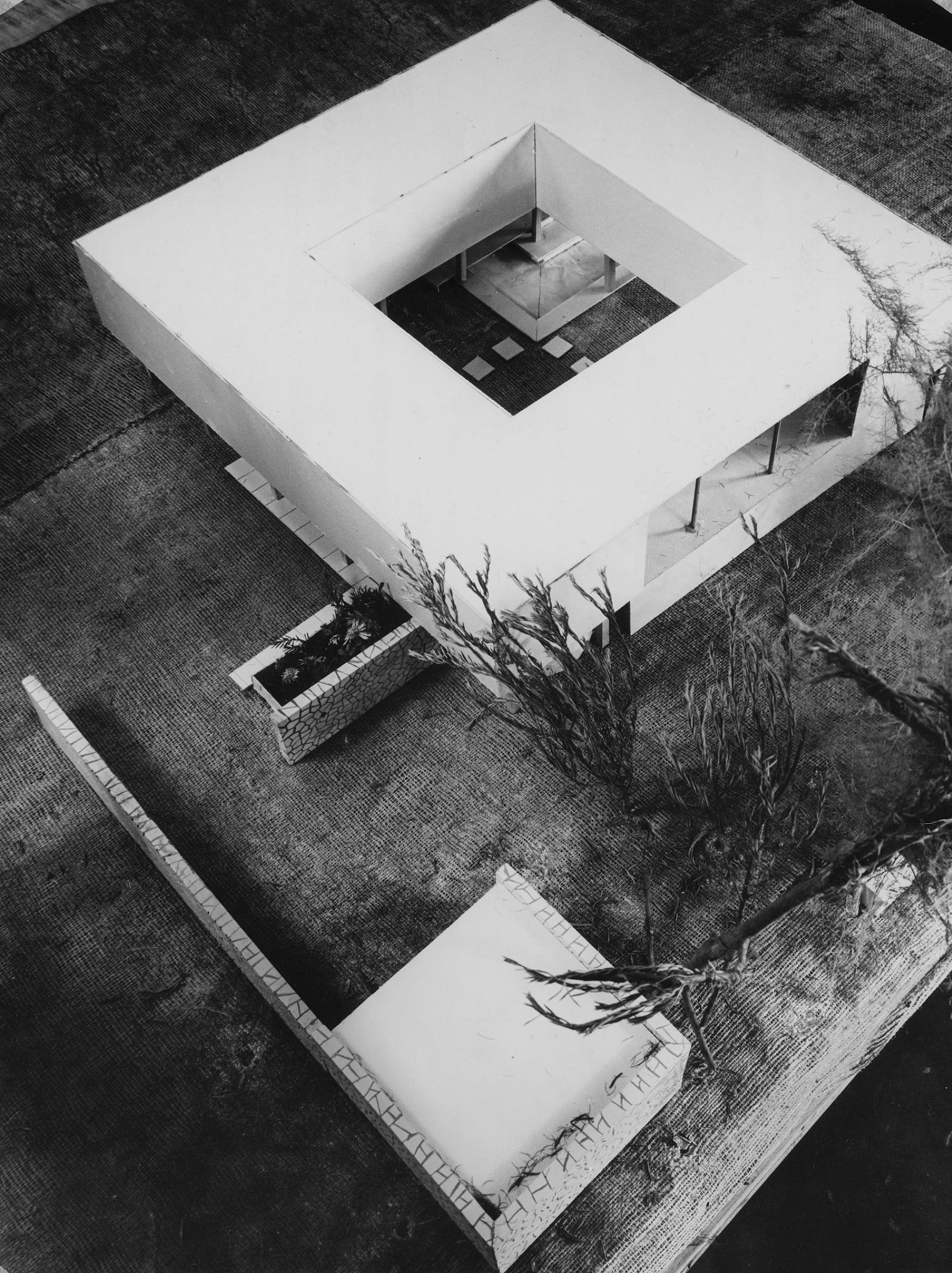 Galería de 5 casas modernas diseñadas por Amancio Williams que nunca