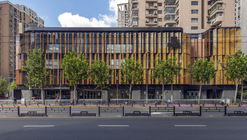 NEXXUS 办公楼改造 / AIM Architecture