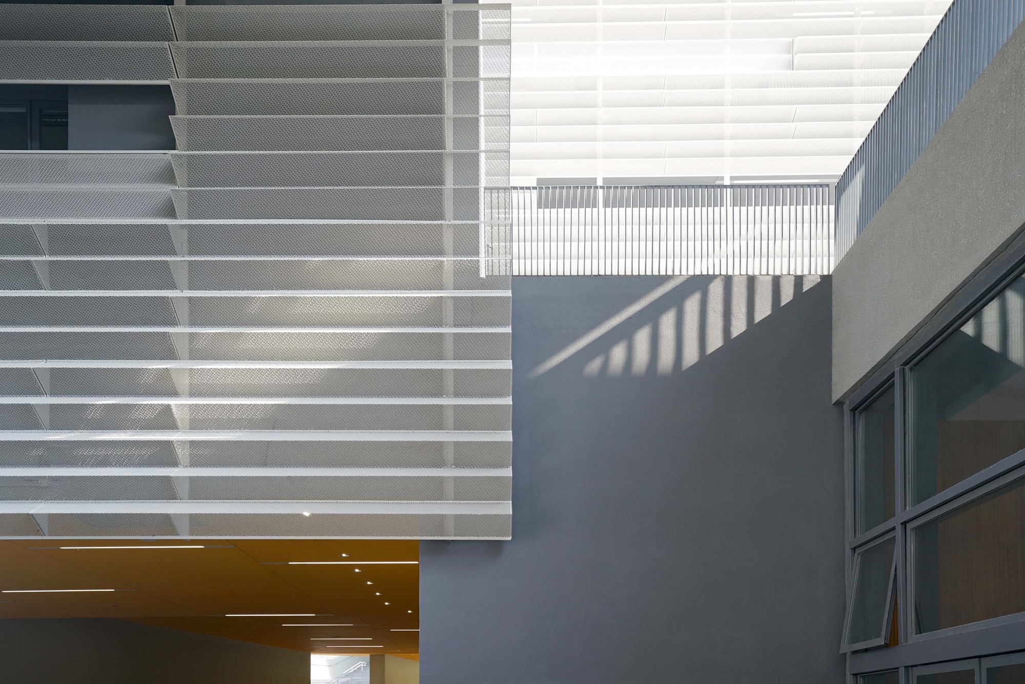 Gallery of Shenzhen Nanshan Foreign Language School / Studio Link-Arc - 51