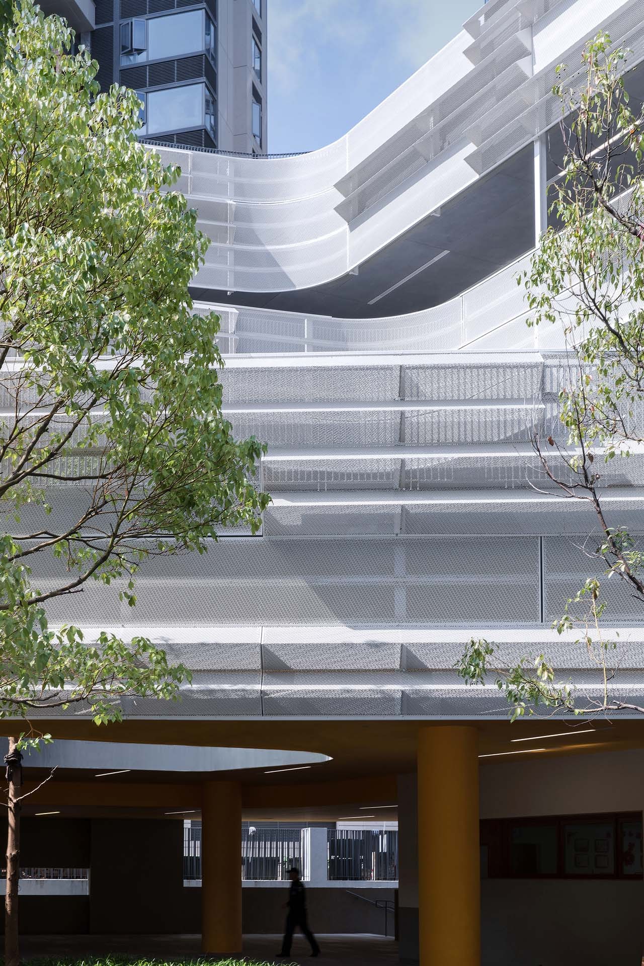 Gallery of Shenzhen Nanshan Foreign Language School / Studio Link-Arc - 15