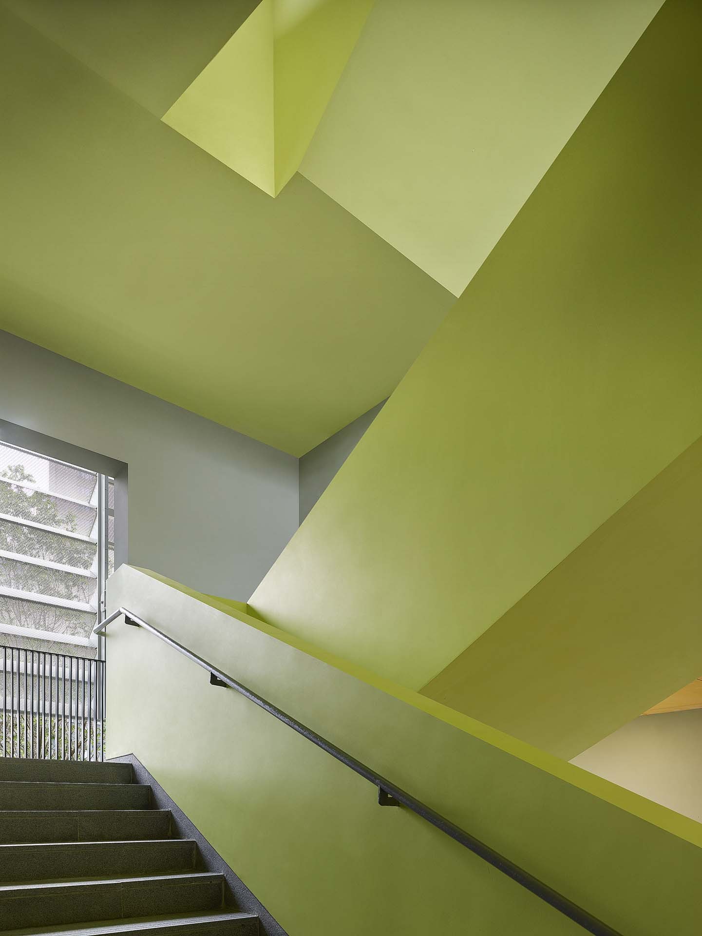 Gallery of Shenzhen Nanshan Foreign Language School / Studio Link-Arc - 26
