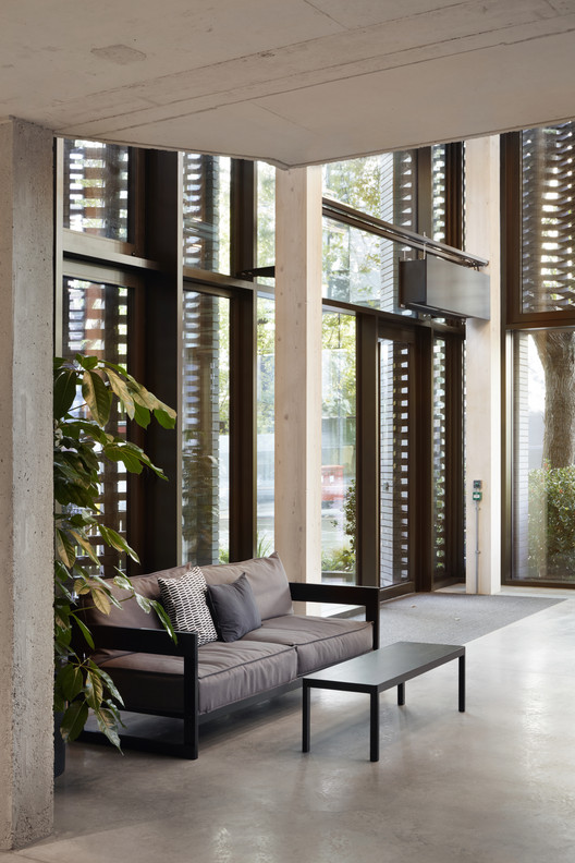 Office Group York House  / dMFK - Interior Photography, Living Room, Table, Door, Windows