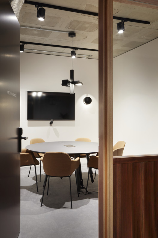 Office Group York House  / dMFK - Interior Photography, Dining room, Table, Chair