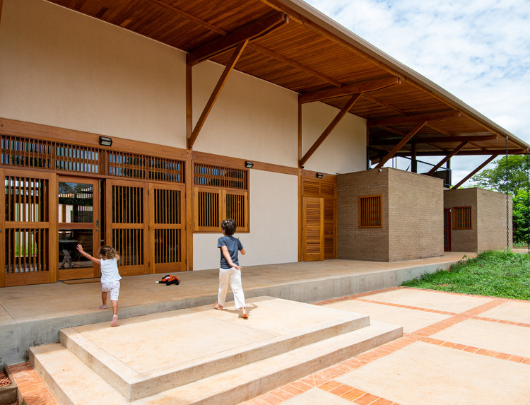 Casa do Cerrado (Prata e Lopez) / Aline Coelho Sanches + Corato Arquitetura - Mais Imagens