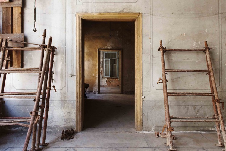 Annabel Karim Kassar Transforms 19th-century Structure into a Contemporary Family Home - Image 12 of 15