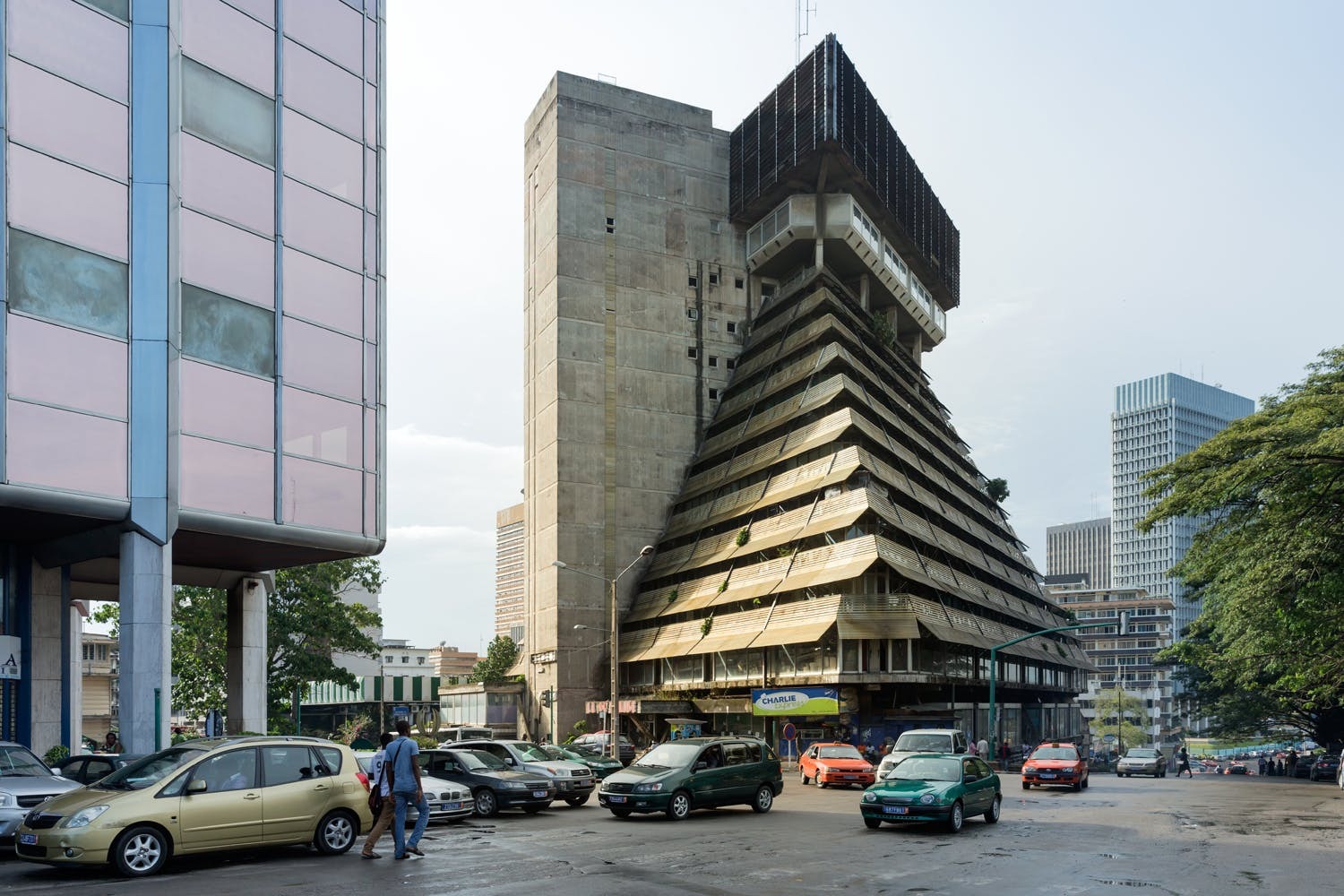 Côte d&rsquo;Ivoire: Modern Architecture Along Africa&rsquo;s Ivory Coast 