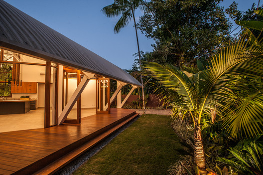 Itamambuca House / Vidal & Sant'Anna Itamambuca House / Vidal & Sant'Anna - Image 18 of 25