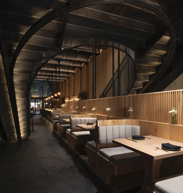 ASSET Restaurant / Bates Masi + Architects - More Images
