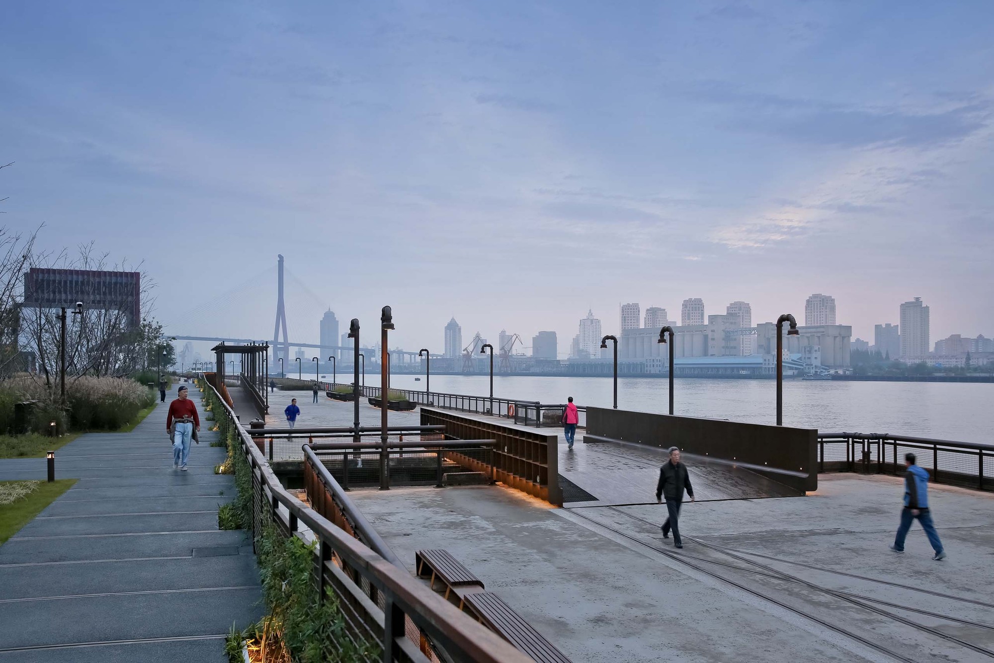 Gallery of Demonstration Section of Yangpu Riverside Public Space ...