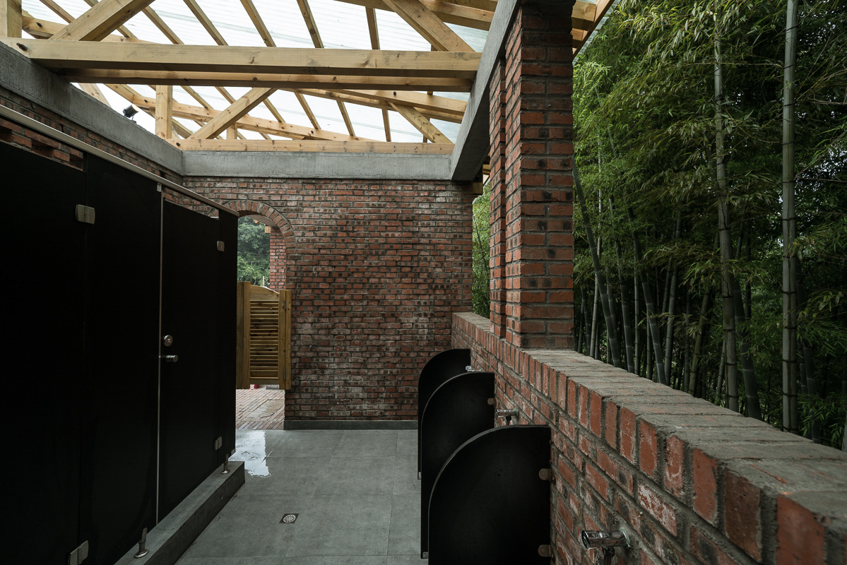 Gallery of Public Toilet Design in Chuancang Village / Fuyingbin Studio
