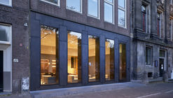 Trippenhuis Complex / Office Winhov