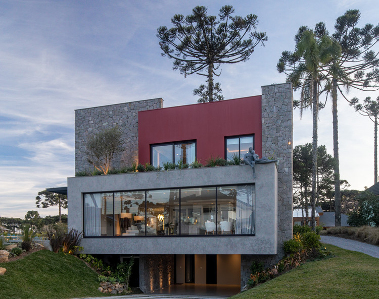 Serena House / Charlene Koetz Arquitetura - More Images