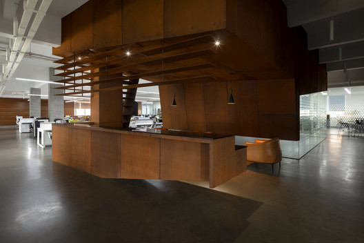 CCELL Office / CM Design - Image 2 of 24