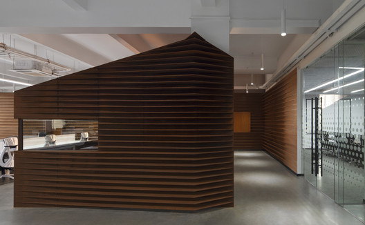 CCELL Office / CM Design - Image 6 of 24