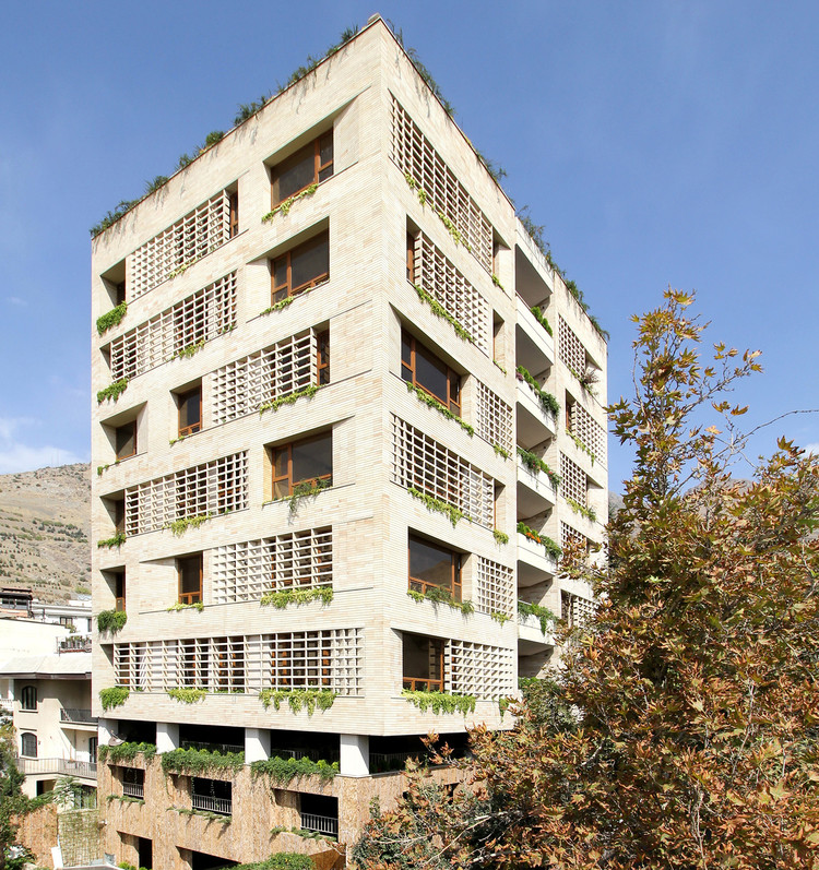 Casa verde / KARABON - Más Imágenes