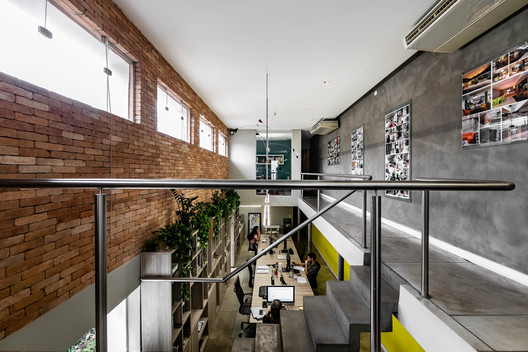 LP arquitetos Headquarters / Luiz Paulo Andrade Arquitetos - Image 8 of 19
