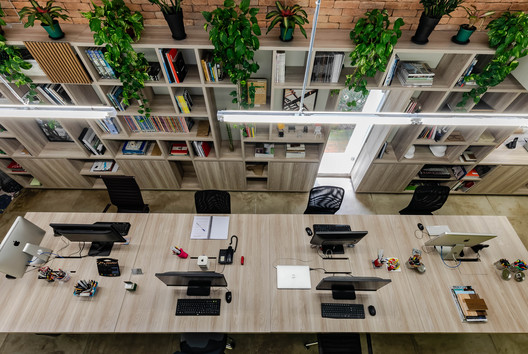 LP arquitetos Headquarters / Luiz Paulo Andrade Arquitetos - Image 11 of 19