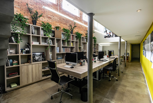LP arquitetos Headquarters / Luiz Paulo Andrade Arquitetos - Image 9 of 19