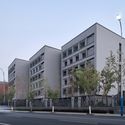 Dormitório Estudantil do Campus Qianjiang da Escola de Ensino Médio Nº 2 de Hangzhou / UAD - Habitação Estudantil