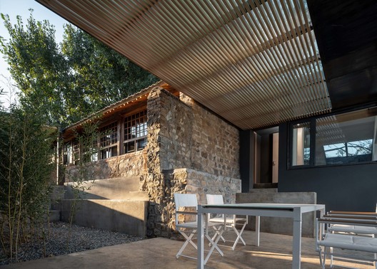 Yard under the Tree / Evolution Design Yard under the Tree / Evolution Design - Image 23 of 33