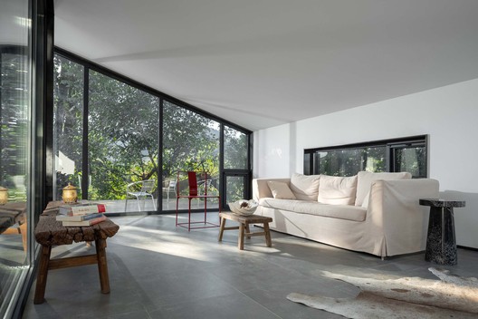 Yard under the Tree / Evolution Design Yard under the Tree / Evolution Design - Image 12 of 33
