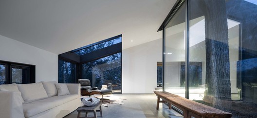 Yard under the Tree / Evolution Design Yard under the Tree / Evolution Design - Image 17 of 33