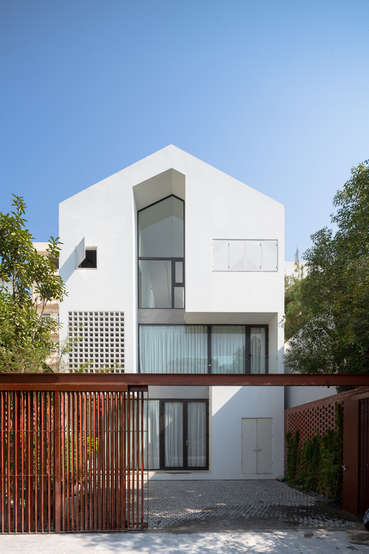 Hạ Long House  / TOOB STUDIO - Facade, Windows