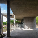 El Higuerón 公园社区发展中心 / AGENdA Agencia de Arquitectura + Dellekamp Schleich - 建筑图, 社区中心, 柱