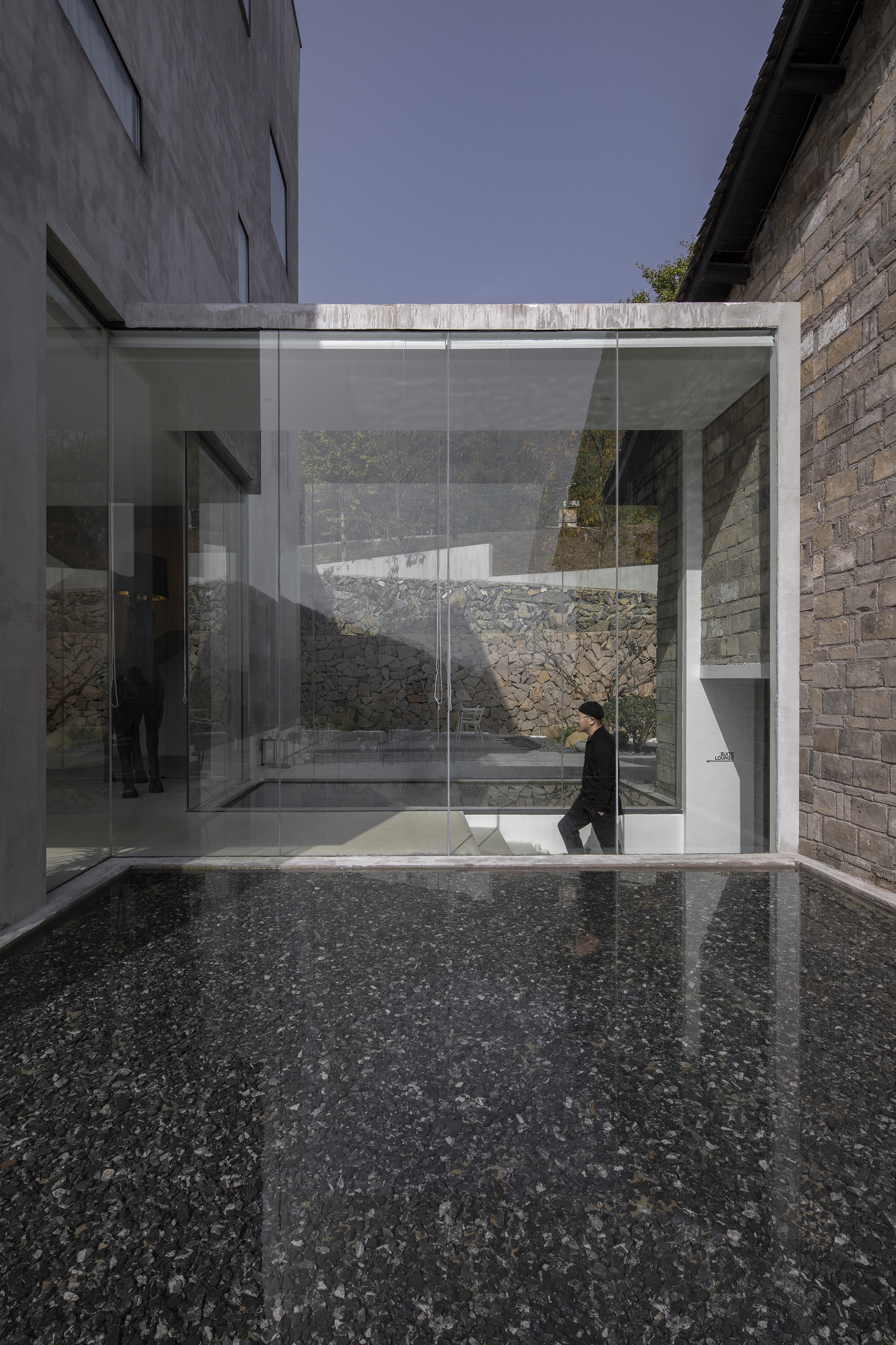 Gallery of MYMORY - Boutique Hotel / Atelier RIGHT HUB - 13