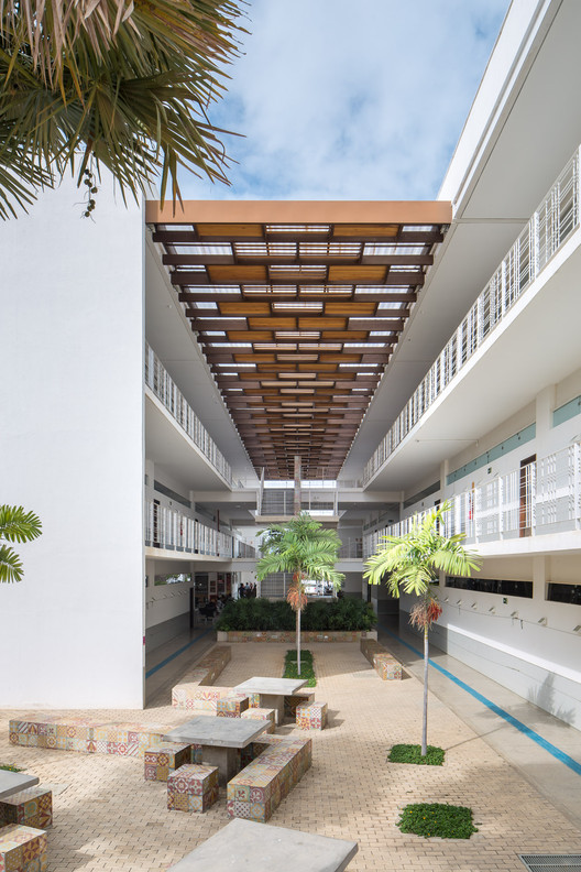 Unileão Educational Pavilions / Lins Arquitetos Associados Unileão Educational Pavilions / Lins Arquitetos Associados - Interior Photography, Concrete