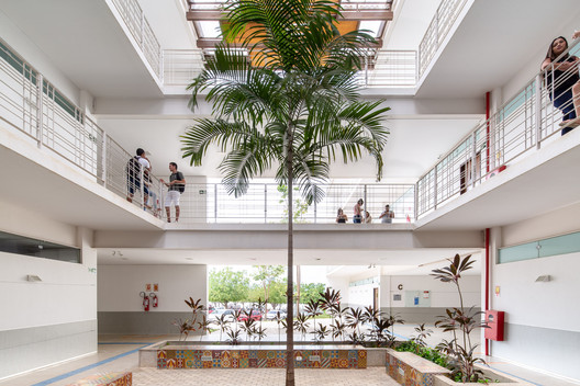 Unileão Educational Pavilions / Lins Arquitetos Associados Unileão Educational Pavilions / Lins Arquitetos Associados - Interior Photography, Stairs