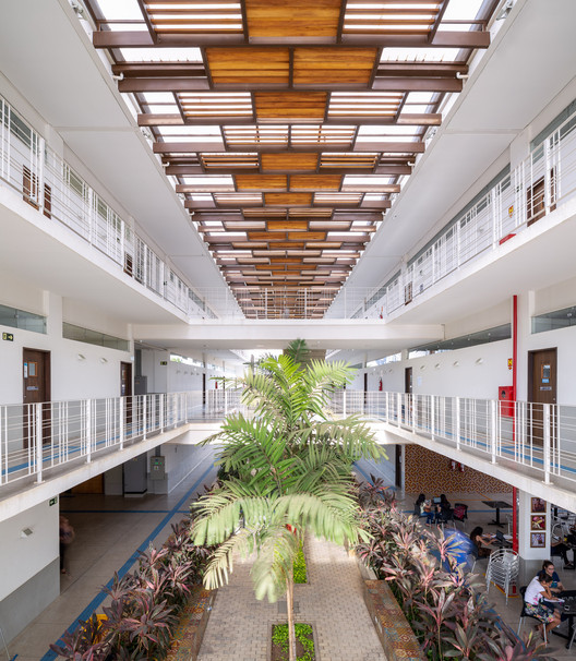 Unileão Educational Pavilions / Lins Arquitetos Associados Unileão Educational Pavilions / Lins Arquitetos Associados - Interior Photography