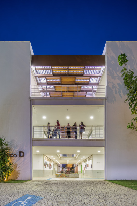 Unileão Educational Pavilions / Lins Arquitetos Associados Unileão Educational Pavilions / Lins Arquitetos Associados - Exterior Photography