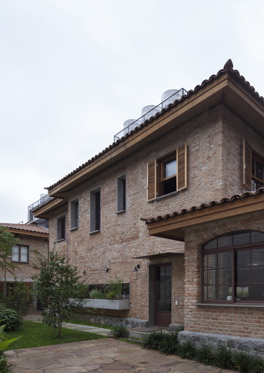 Casa Angatuba / messina | rivas - Fotografía exterior, Ladrillo